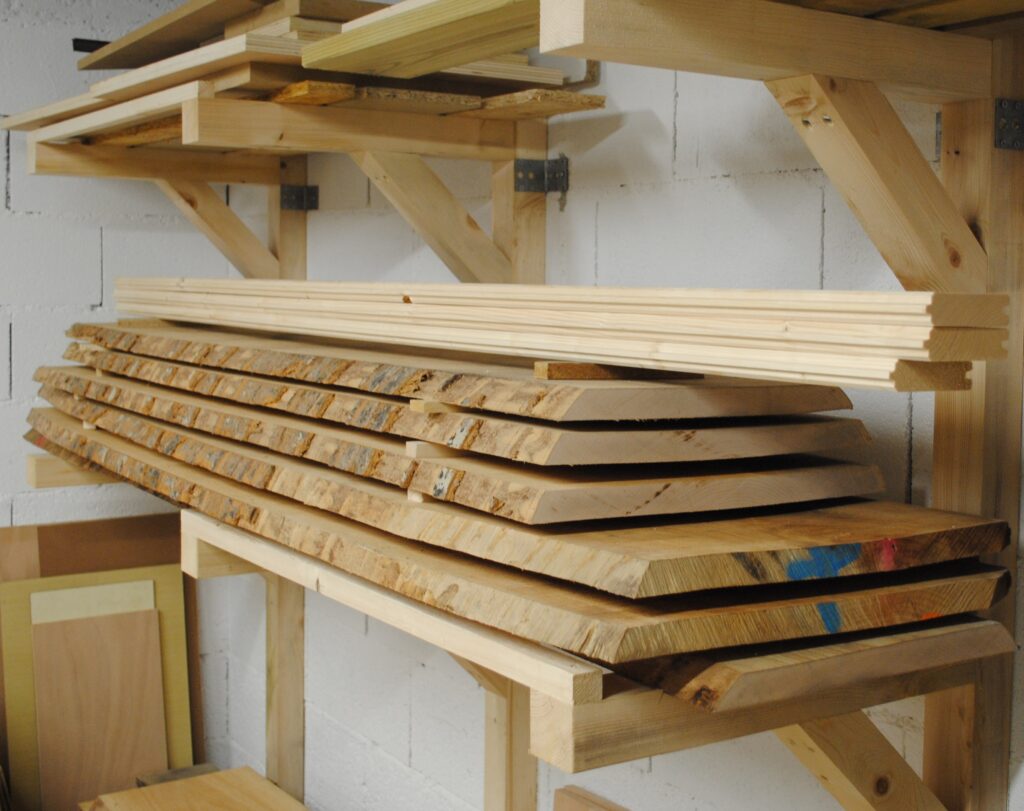 atelier stock bois massif